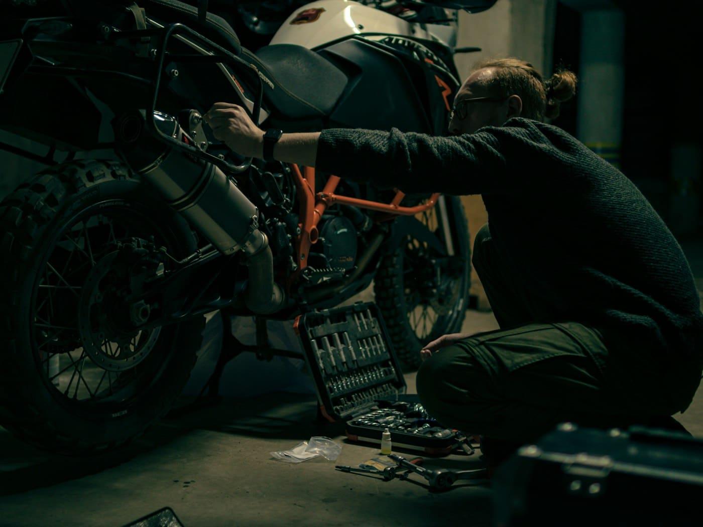 Maintenance & Garage